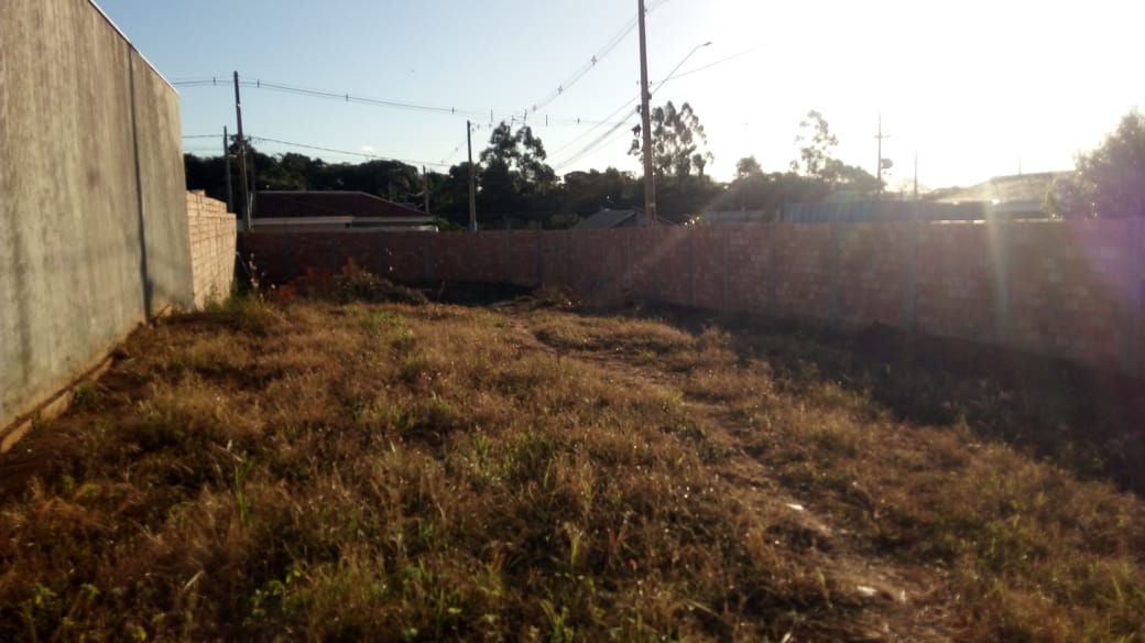 VENDE-SE 2 TERRENOS NO PARQUE DAS ARARAS.